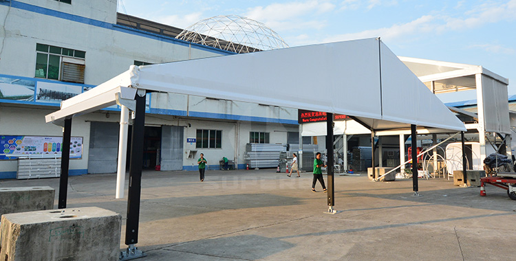 15x20m standard tent with rain gutter